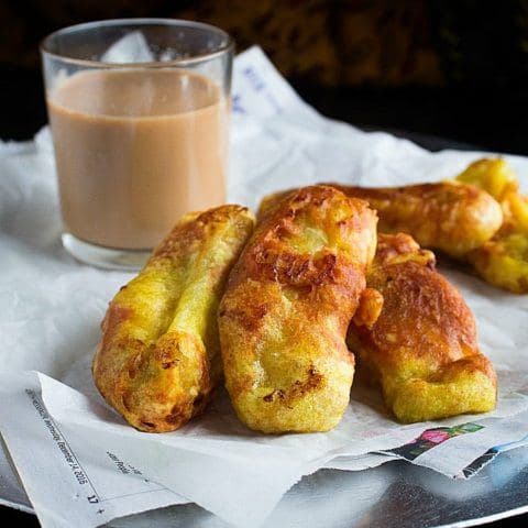 Banana fritters - a great snack to add to Kerala food items list