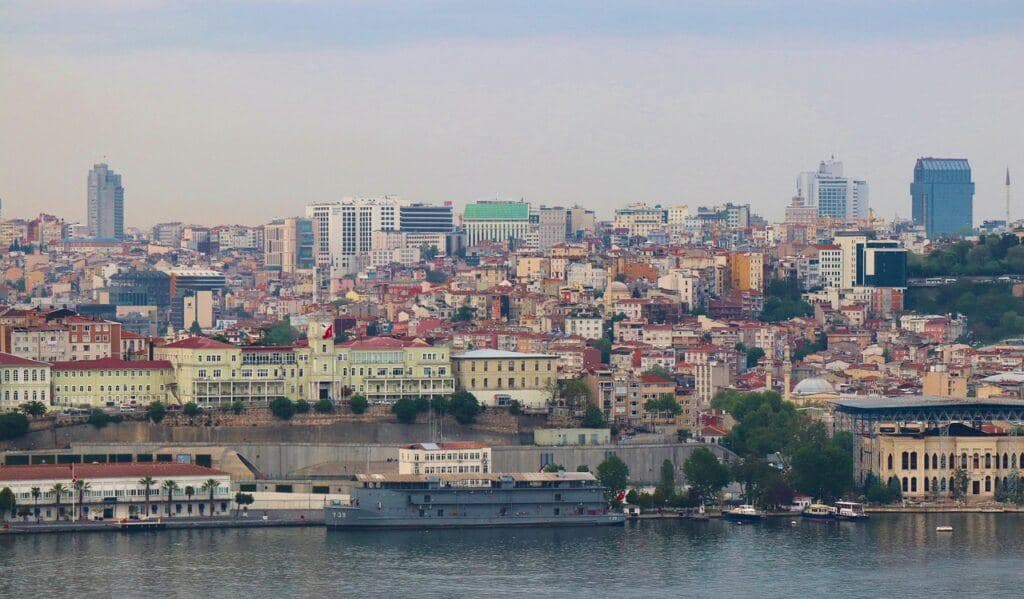 Balata Streets: Top Free Experiences In Istanbul