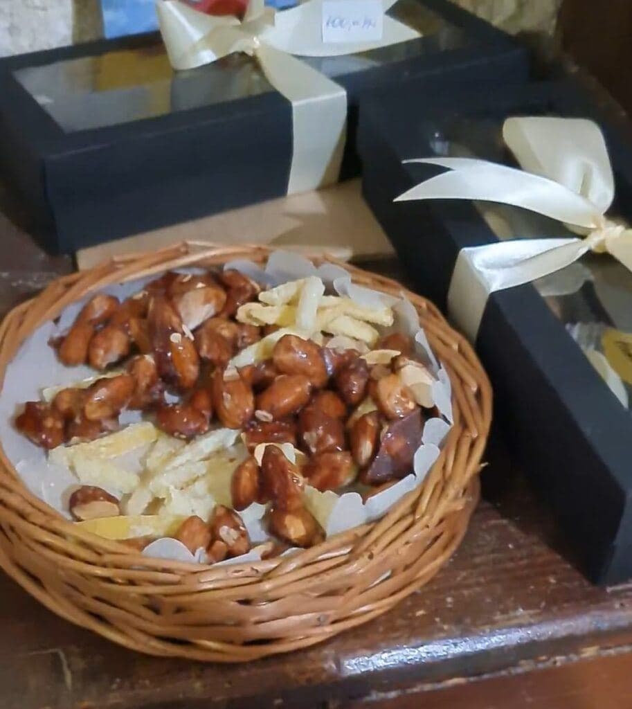 Caramelized Almonds - local foods in Croatia