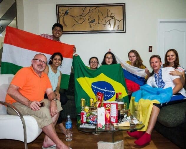 The one with the housemates